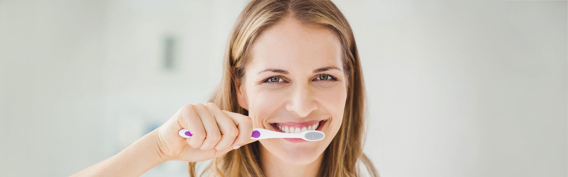The 4 Essential Tools to Keep Teeth Clean and Healthy