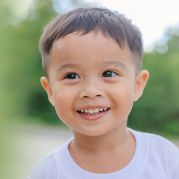 What is the best way to deal with trauma in children